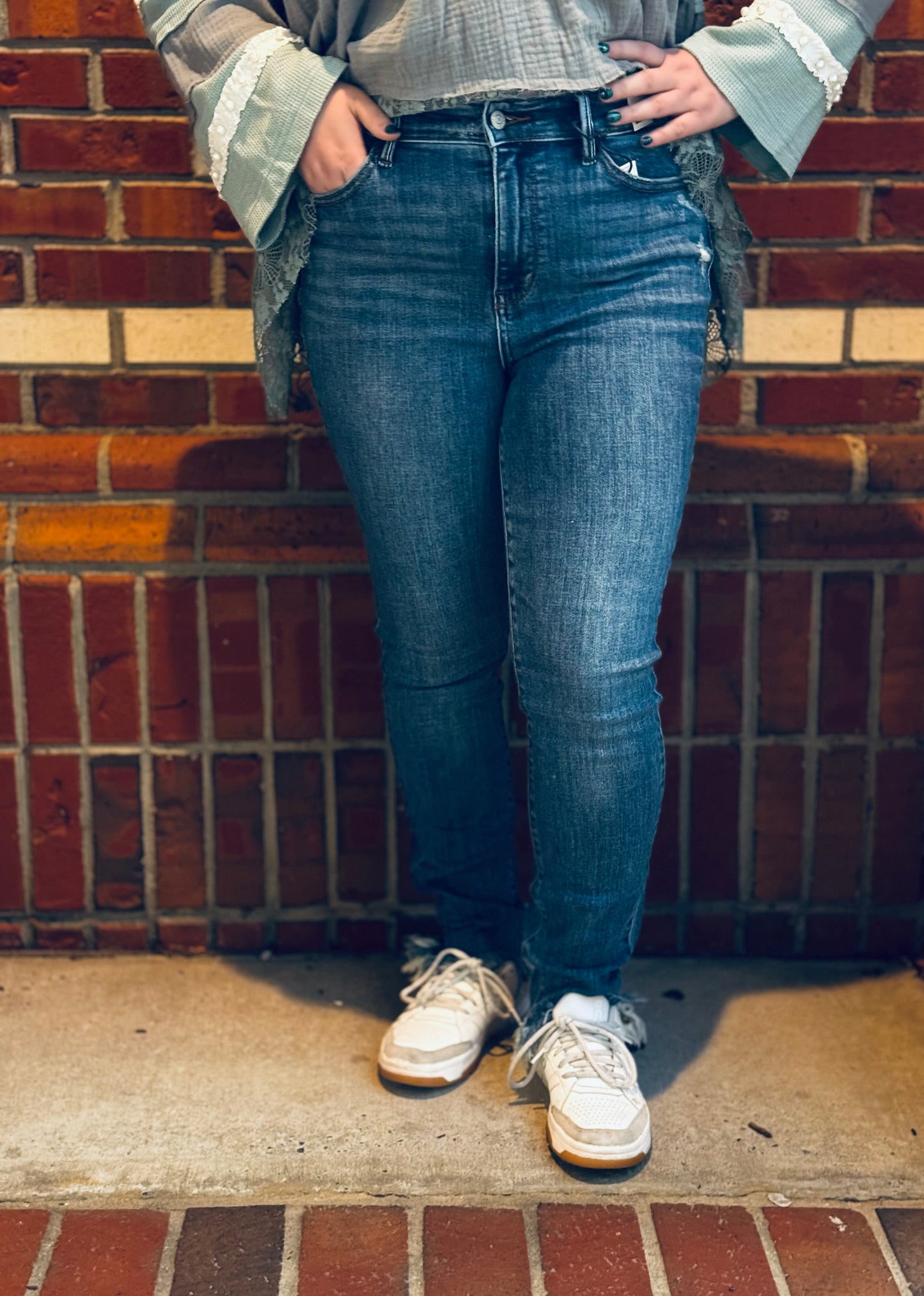 Unskinny Bop Judy Blue Skinny