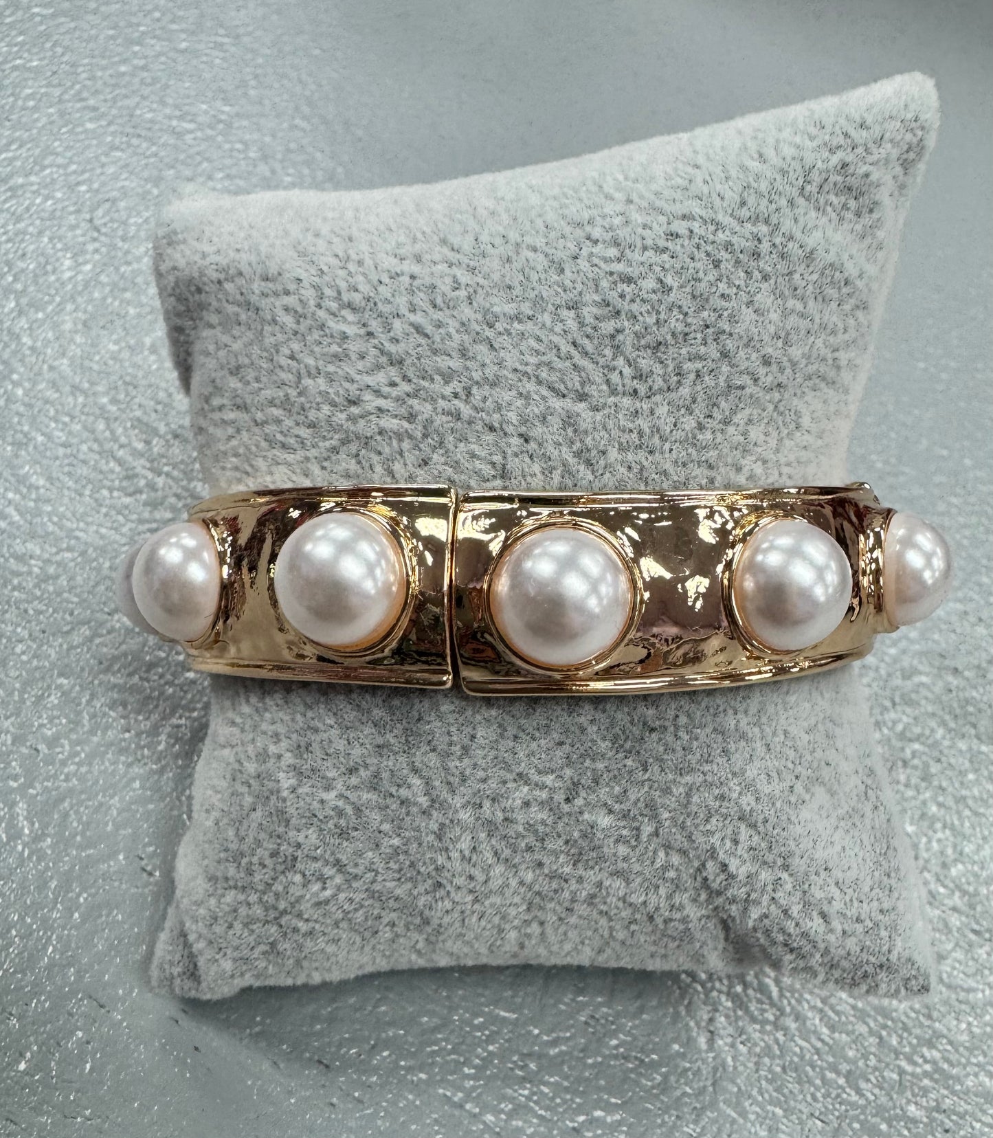 Pearl Stretch Bracelet