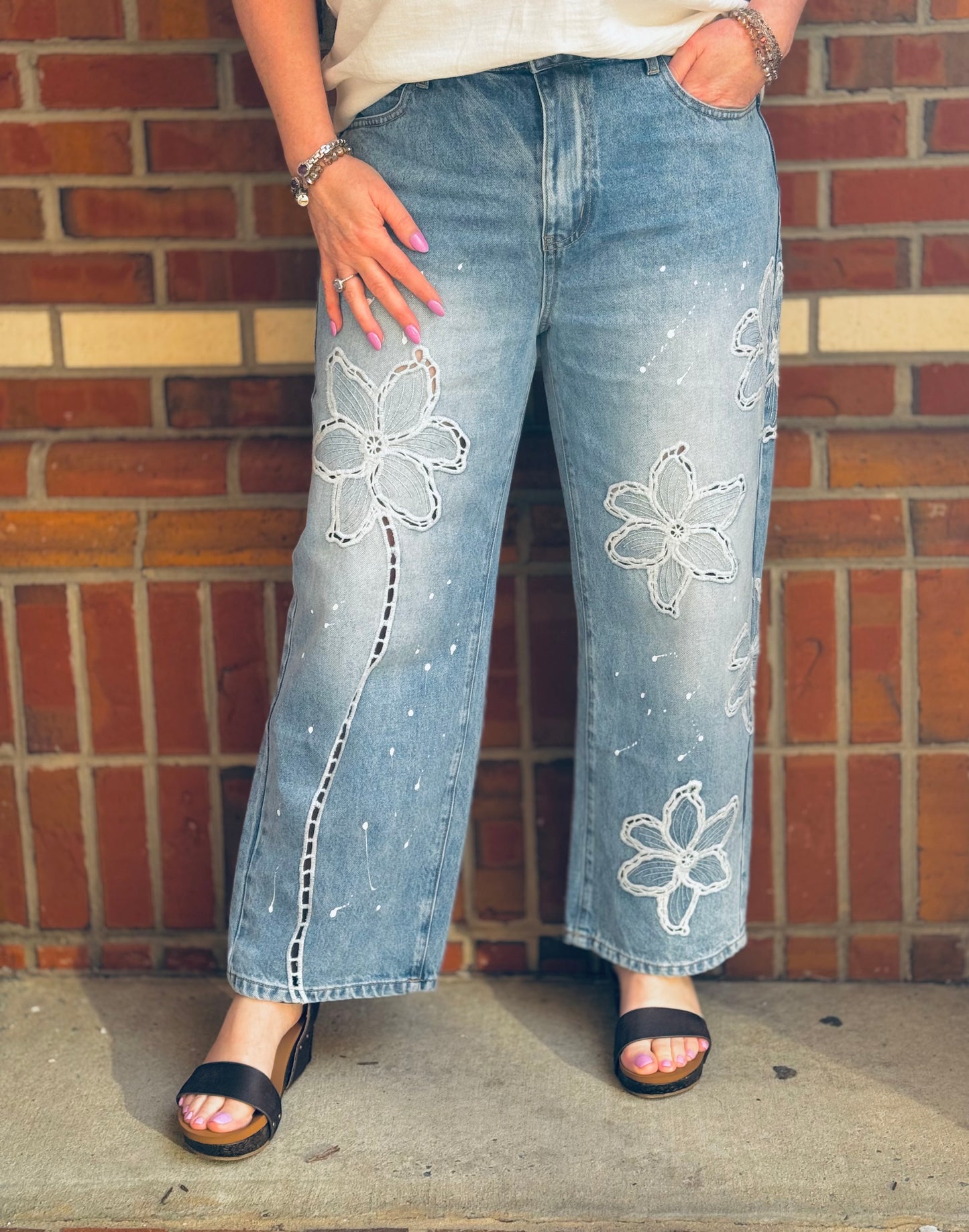 Ashes & Roses Straight Fit Jeans