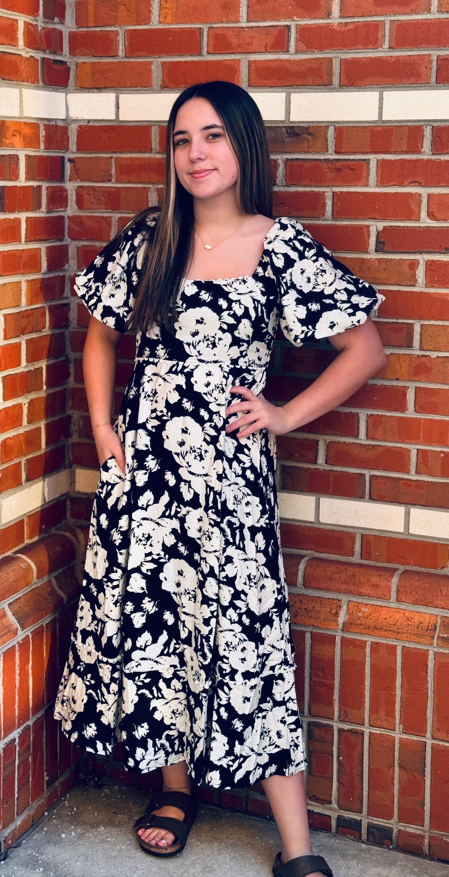 The Midnight Blooms Puffy Sleeve Midi Dress by Umgee