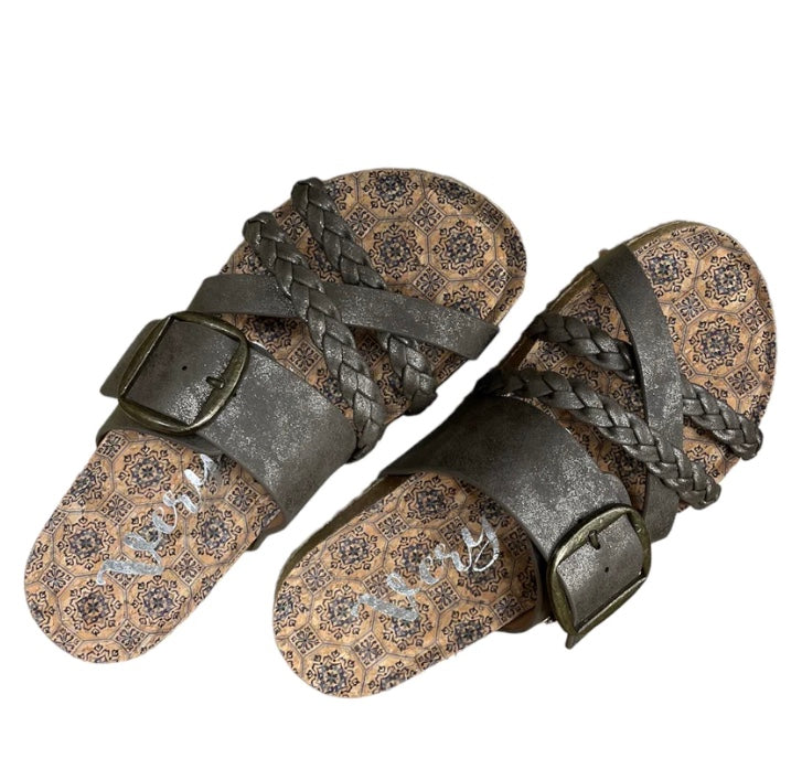 Nora Slip-Ons