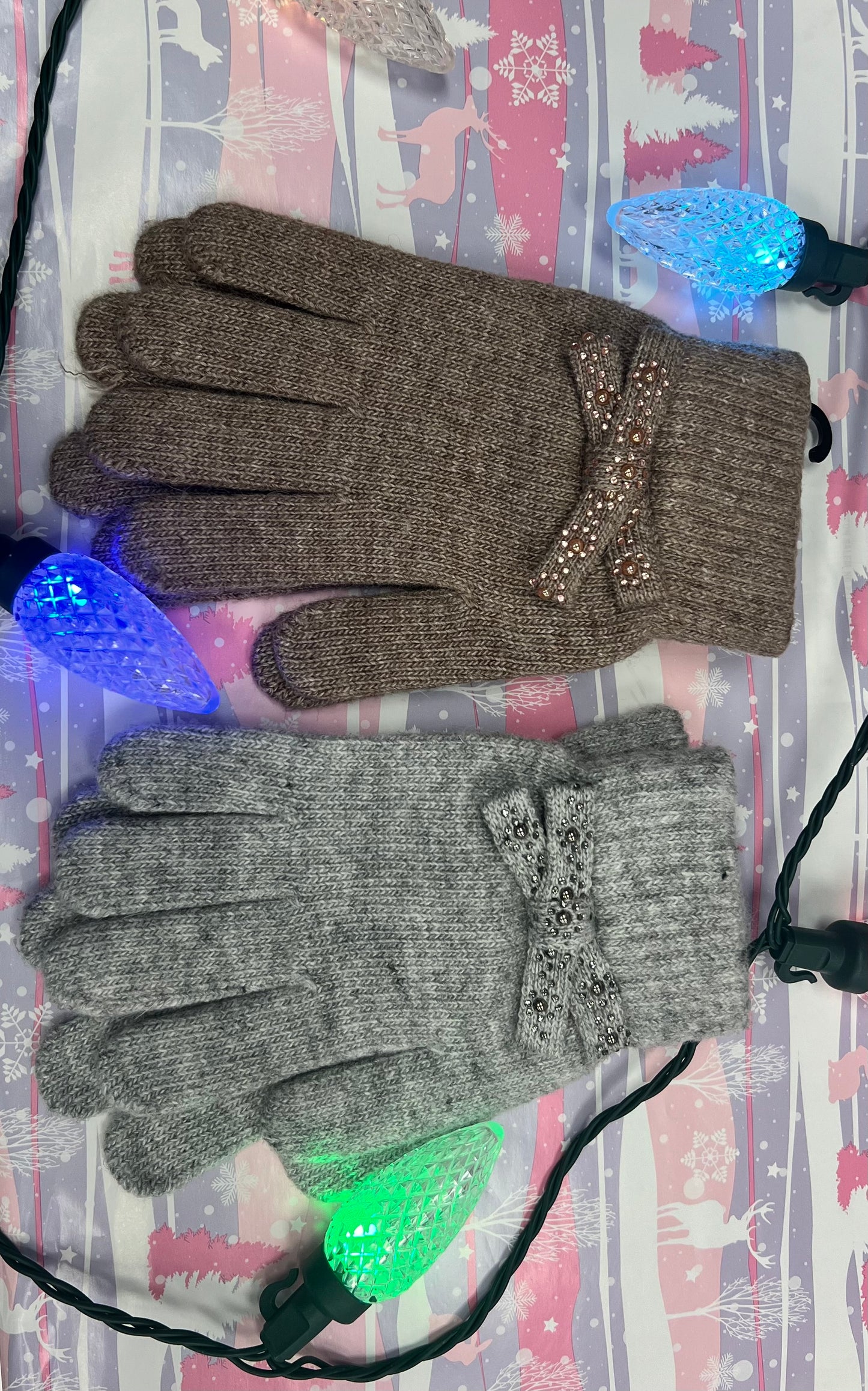 Bowtie Gloves