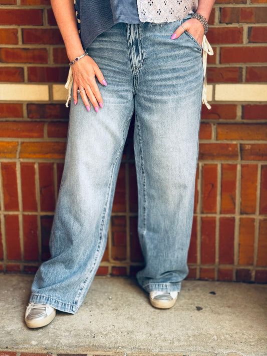 Cool Girl Featherweight Baggy Judy Blue Jeans
