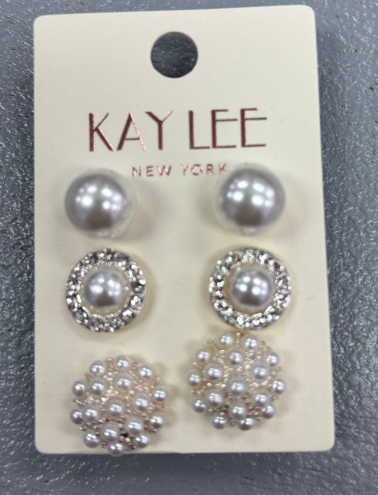 Pearls For Days Earring Set