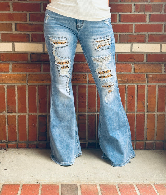 Wild Thing Oli N Hali Flares