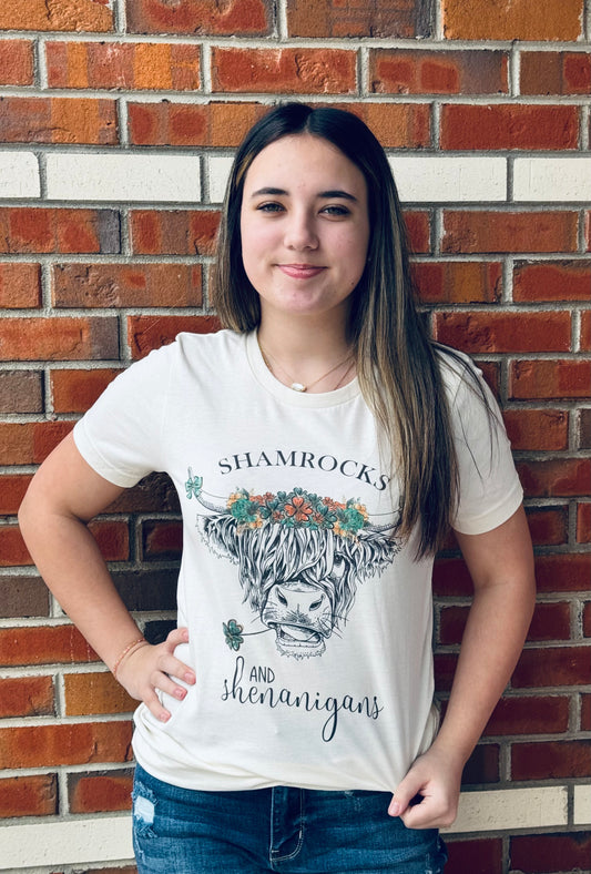 Lucky Highland Cow Graphic Tee