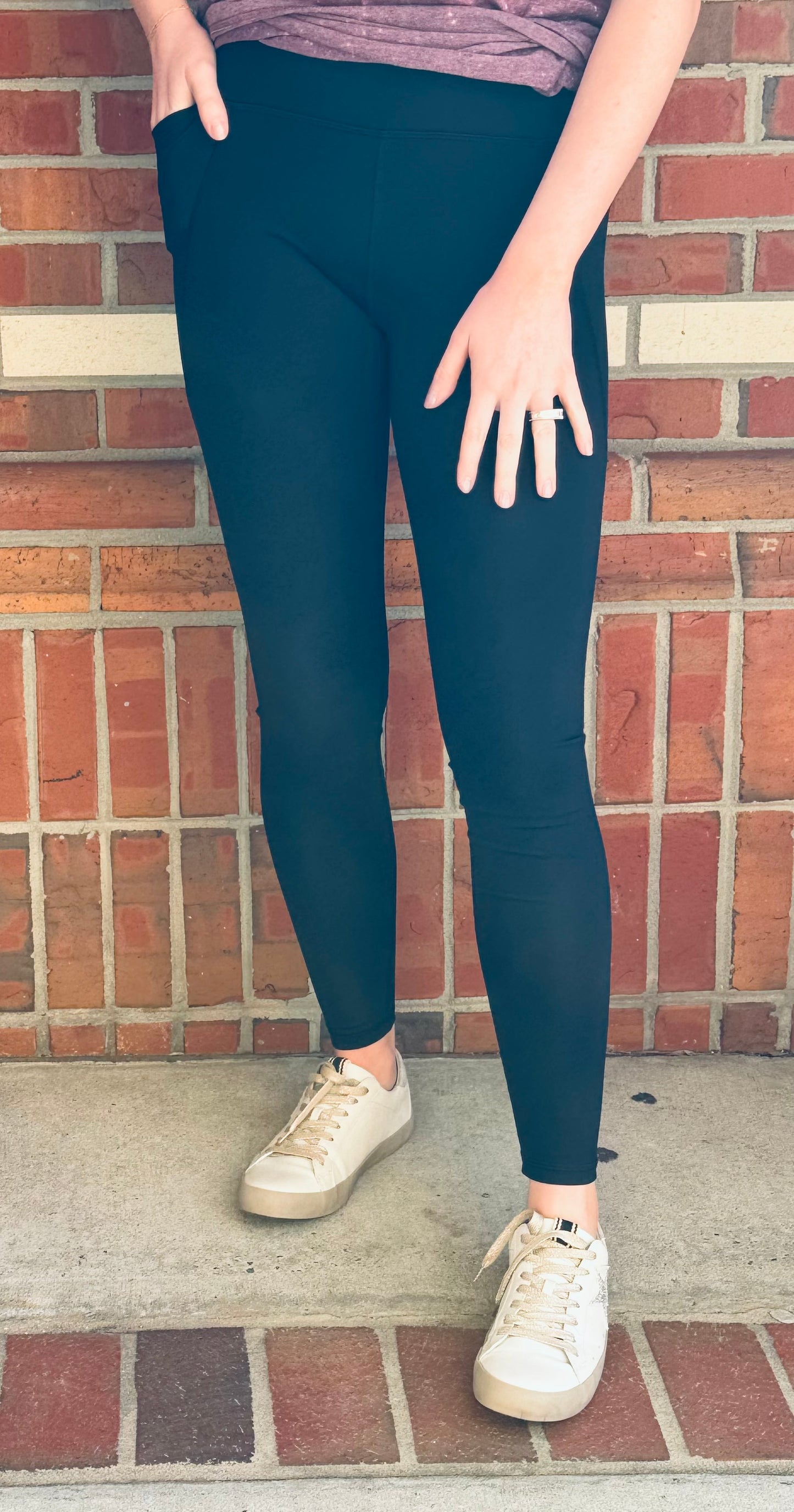 Mono B  Essential Leggings